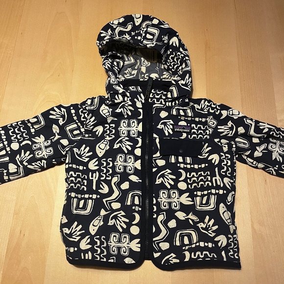 Patagonia Other - 2T Patagonia baggies jacket- like new!